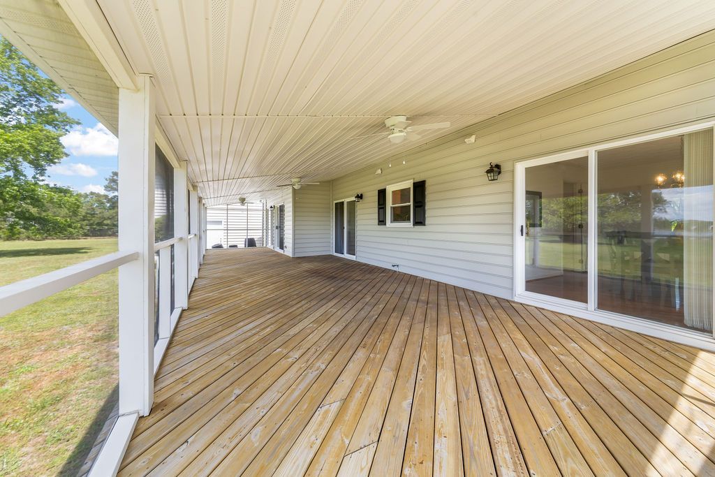 302 Wildey Road, Seaford, VA 23696 Main Photo