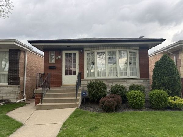 5804 W 59th Street , Chicago, IL 60638