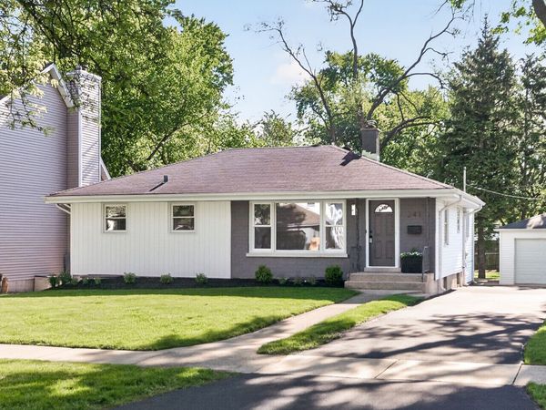 241 S Riverside Drive , Villa Park, IL 60181