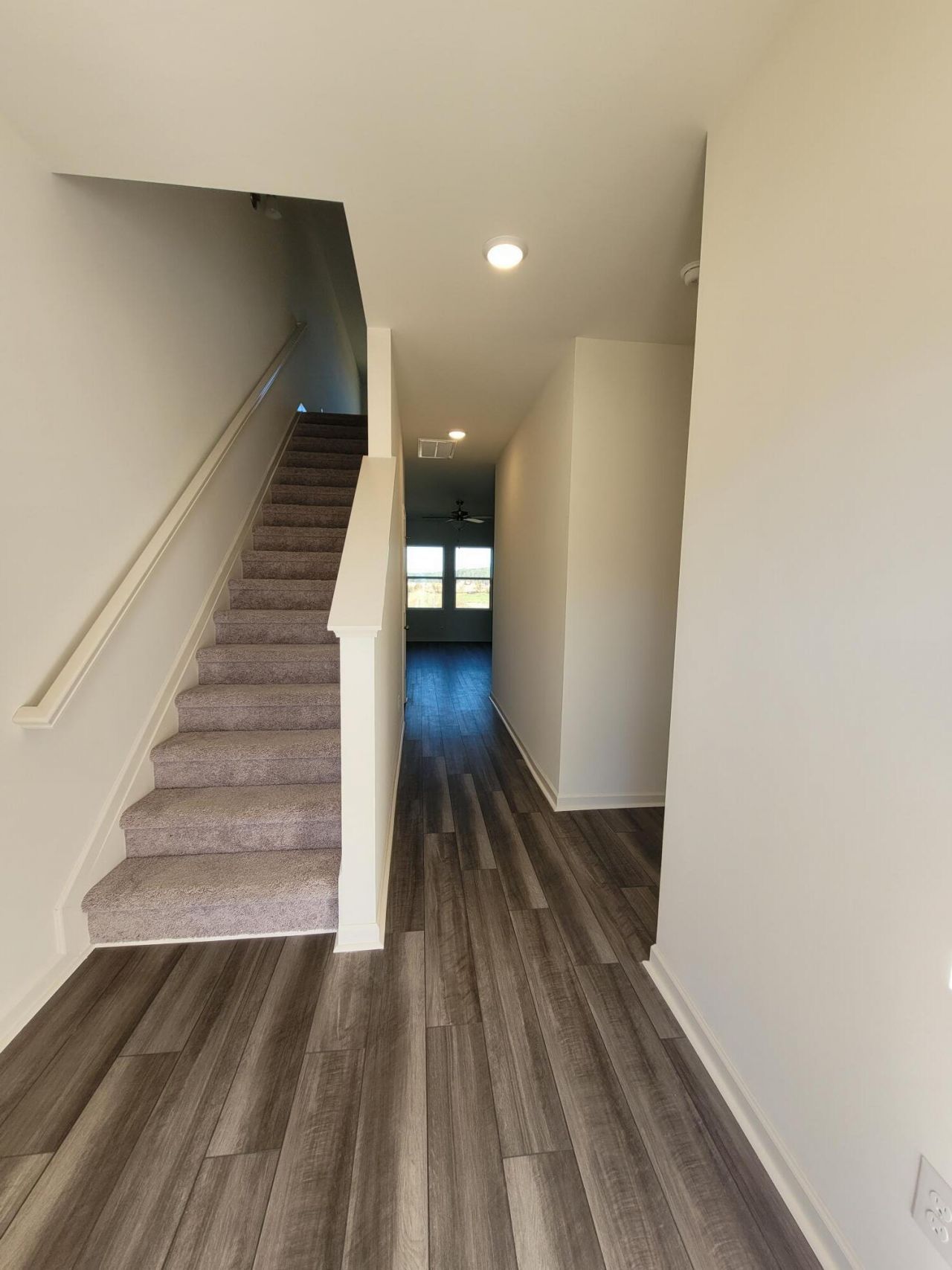1245 Carriage Wood Circle Photo 2