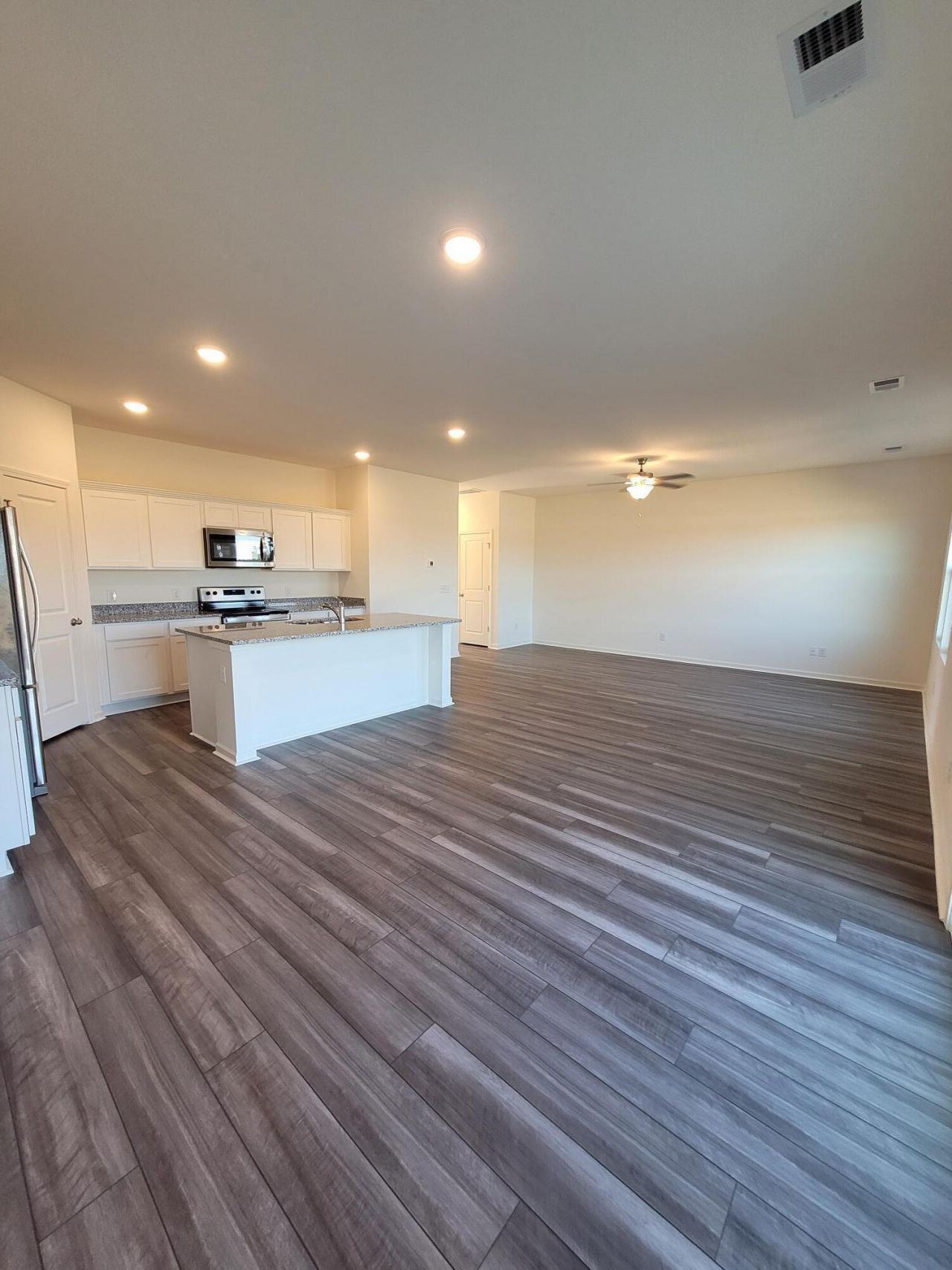1245 Carriage Wood Circle Photo 4