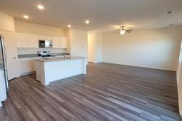 1245 Carriage Wood Circle photo 4