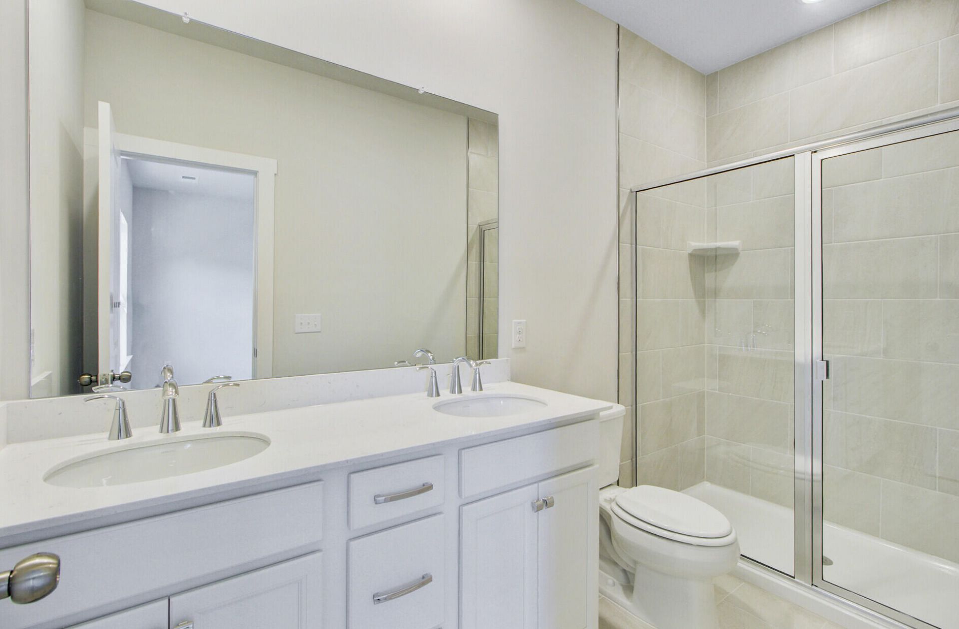 477 Caledon Court Photo 42