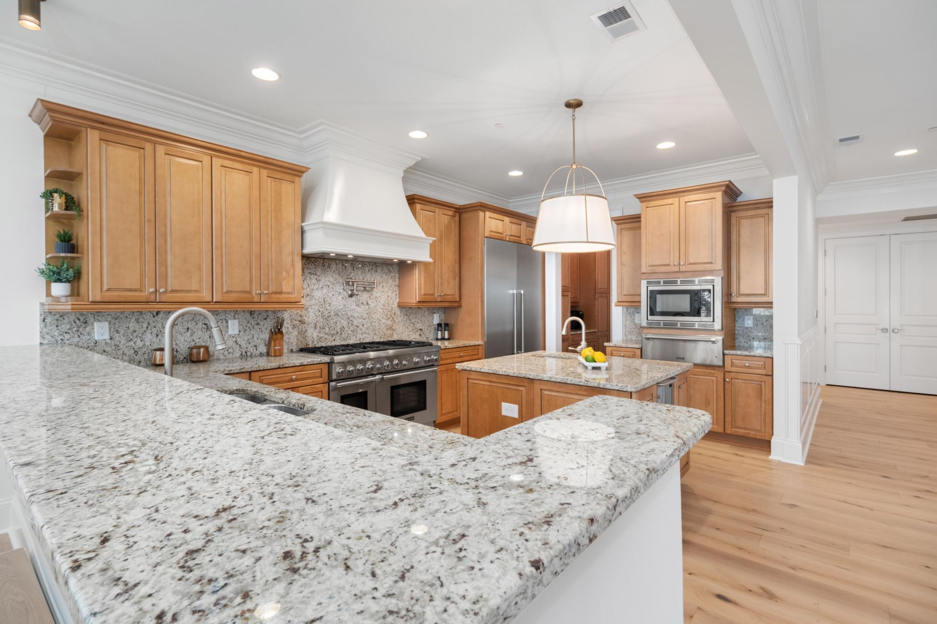 108 Fairbanks Oak Alley Photo 23