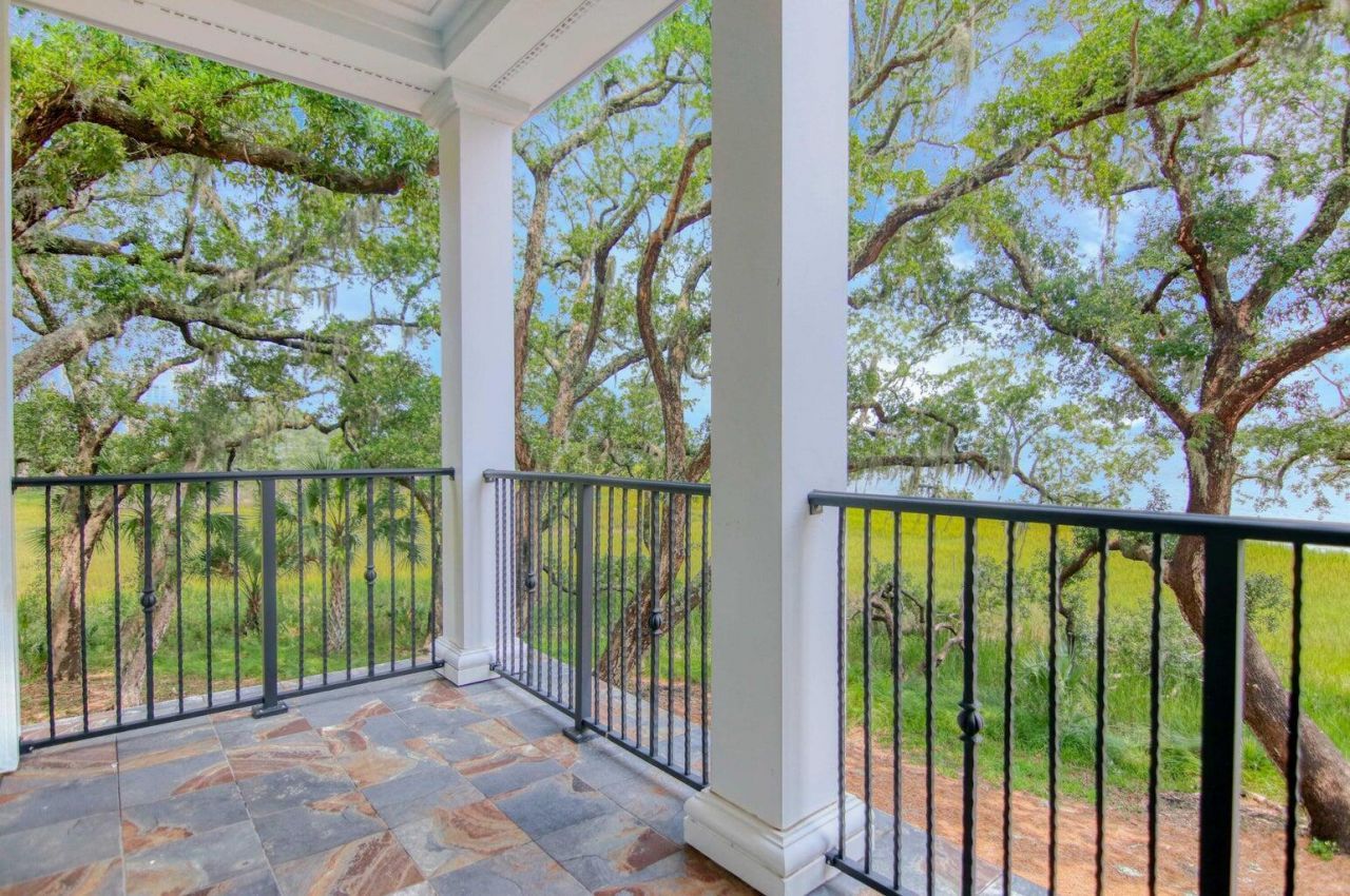 108 Fairbanks Oak Alley Photo 33