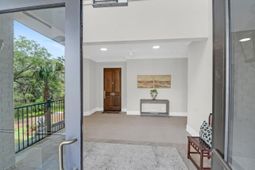 108 Fairbanks Oak Alley photo 4