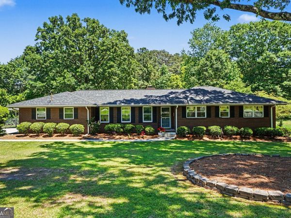 2122 Timber Lane, Snellville, GA 30078