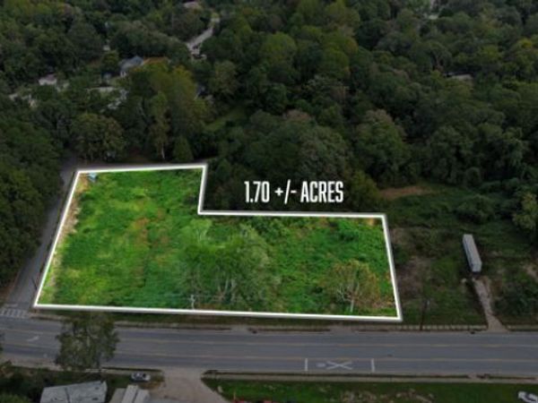 657 S Broad Street, Toccoa, GA 30577
