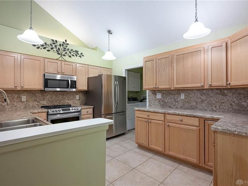 1532 Turnberry Village Drive, Washington Township, OH 45458 Photo 11