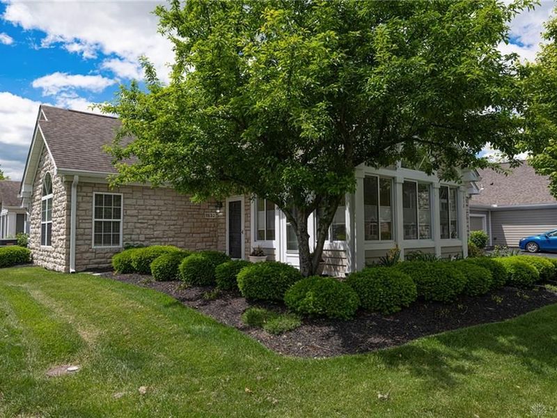 1532 Turnberry Village Drive, Washington Township, OH 45458 Photo 3