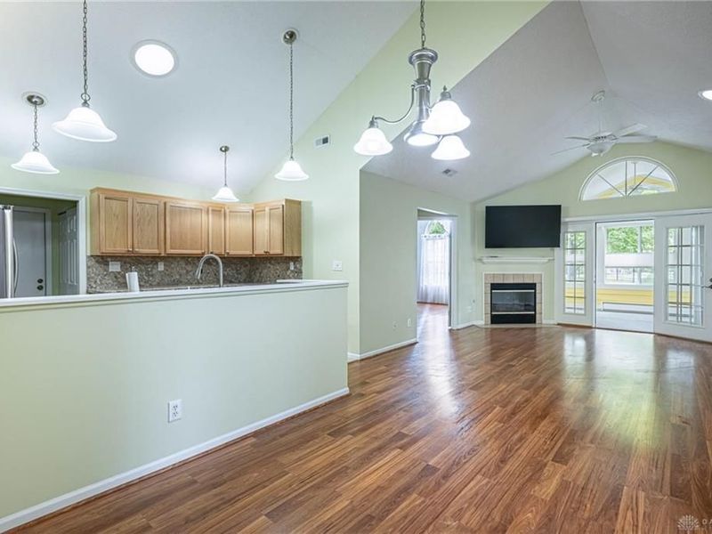 1532 Turnberry Village Drive, Washington Township, OH 45458 Photo 9