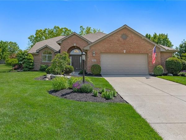 9542 Paragon Mills Lane, Washington TWP, OH 45458