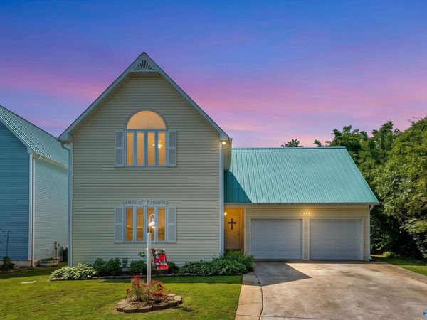 6388 Turtle Bay Way, Athens, AL 35611