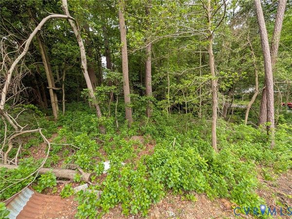 11625 Oak Road, Chester, VA 23831