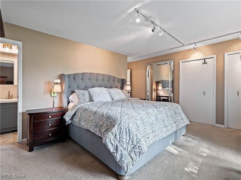 4802 Center Road, Avon, OH 44011 Photo 21