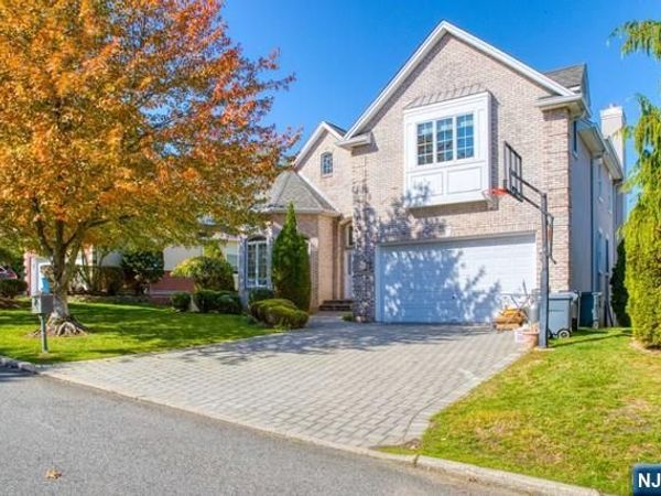 270 Marietta Street, Englewood Cliffs, NJ 07632