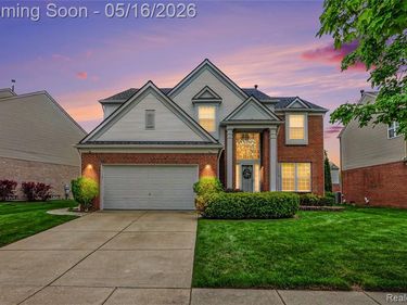 7316 N Central Park, Shelby Twp, MI 48317