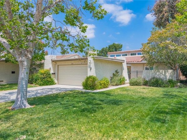411 Champlain Dr, Claremont, CA 91711