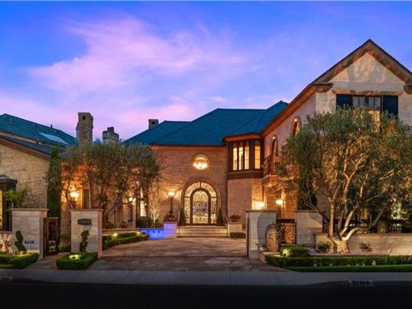 22791 Tindaya, Mission Viejo, CA 92692