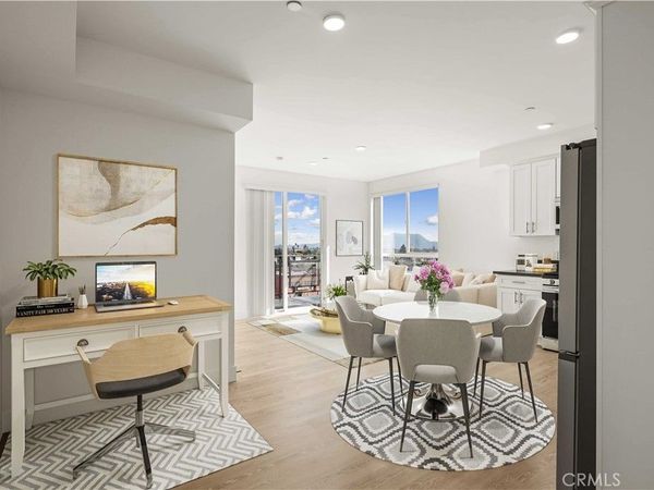 11714 Archwood Street, Unit 204, North Hollywood, CA 91606