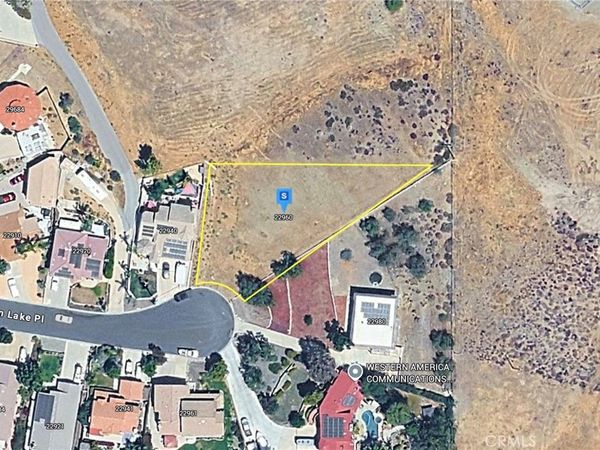 22960 Fawn Lake Place, Canyon Lake, CA 92587