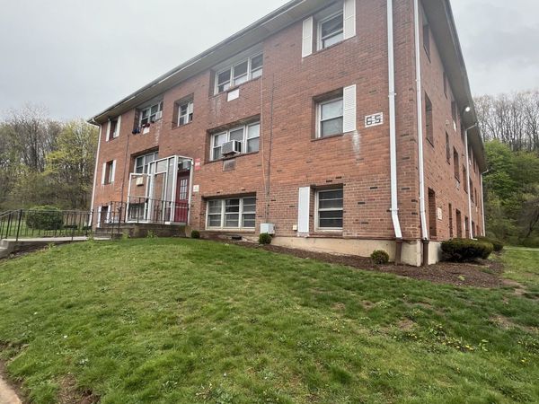 65 Donna, Unit C2, New Haven, CT 06513