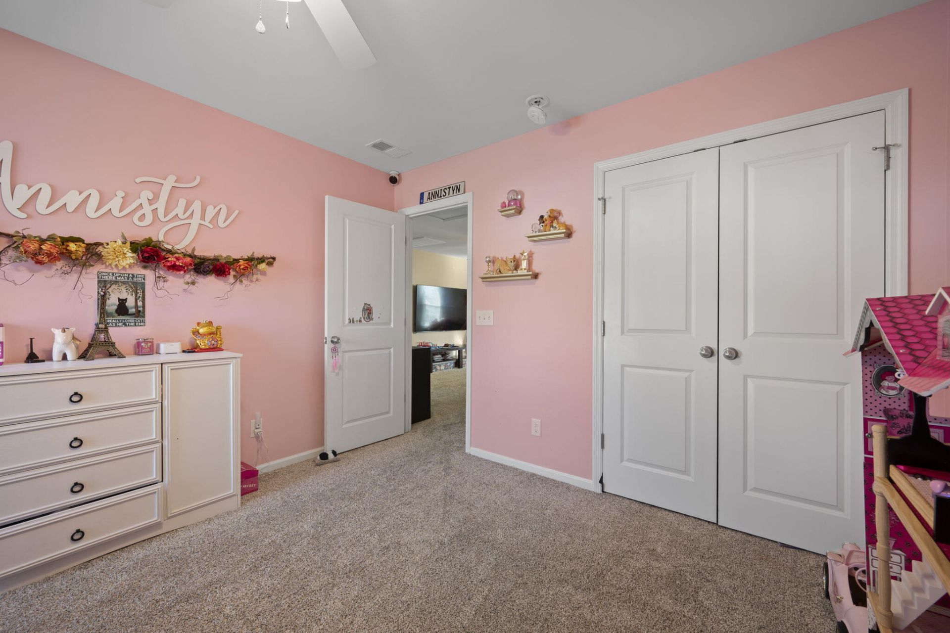 144 Weeping Cypress Drive Photo 44