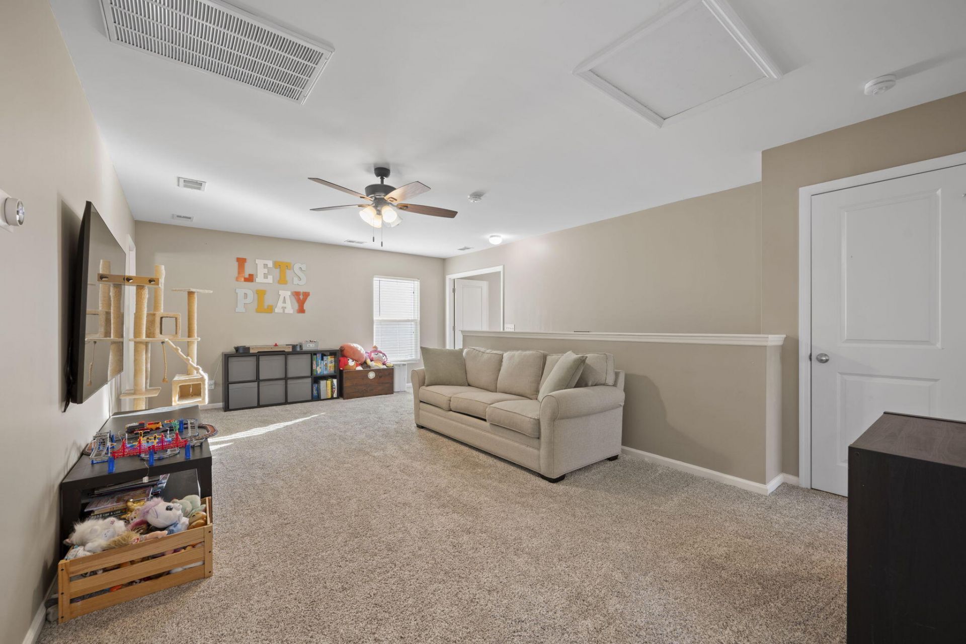 144 Weeping Cypress Drive Photo 47