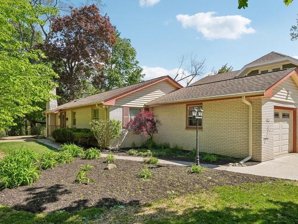 7130 Maple TERRACE, Wauwatosa, WI 53213
