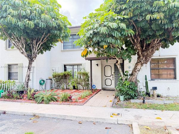 6817 SW 40th St , Unit 4-H, Miramar, FL 33023