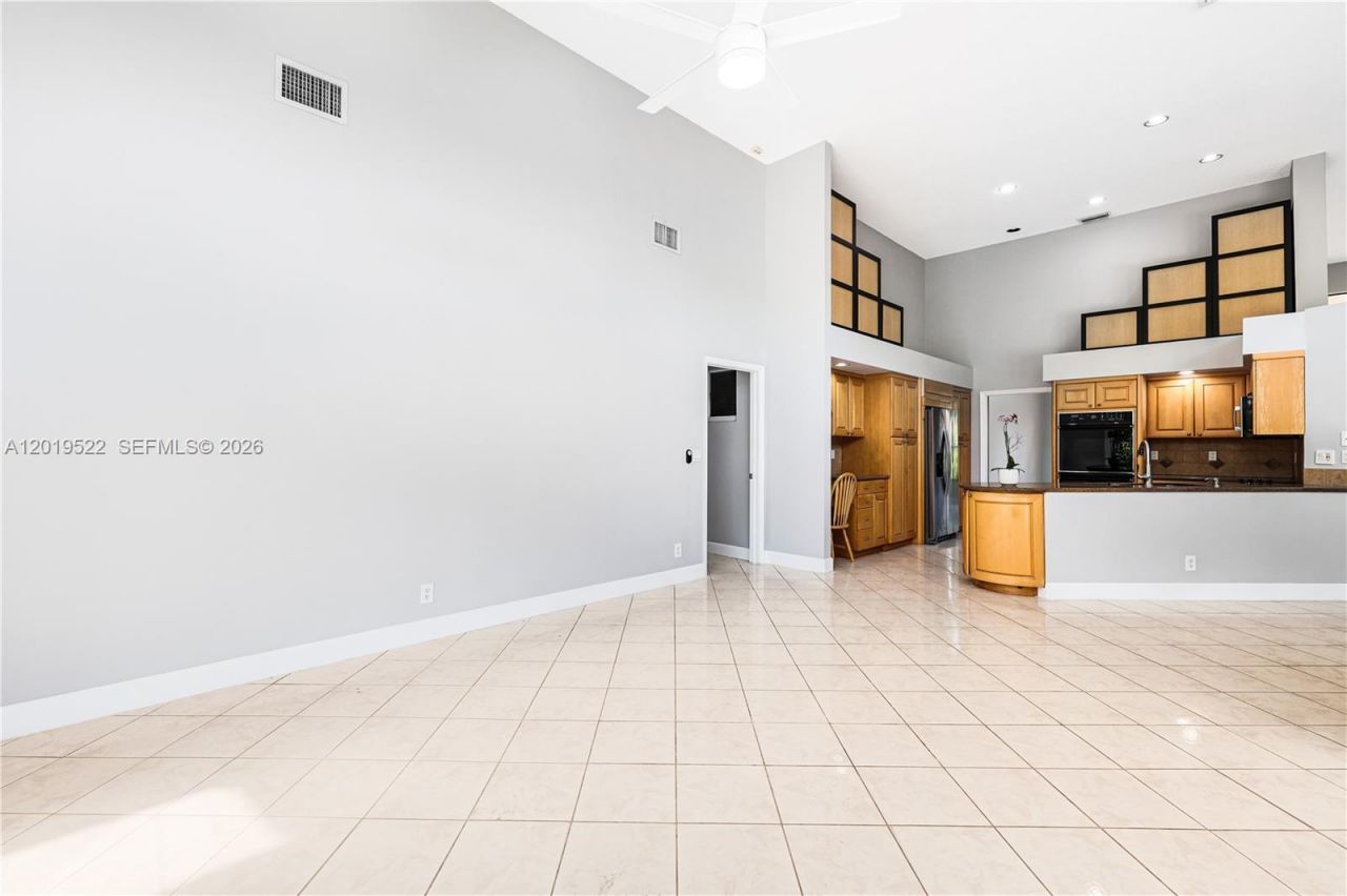 1256 S Manor Dr S , Weston, FL 33326 Photo