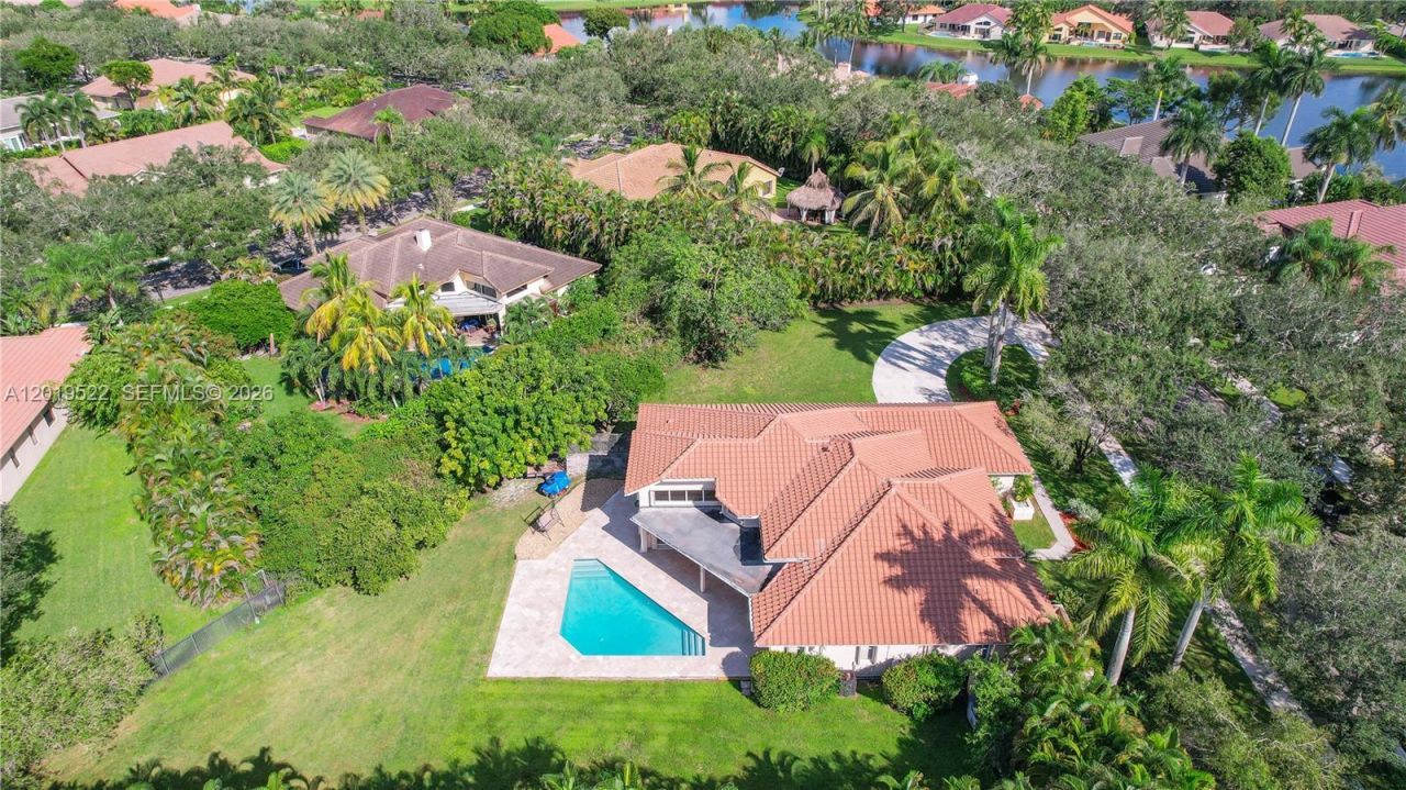 1256 S Manor Dr S , Weston, FL 33326 Photo