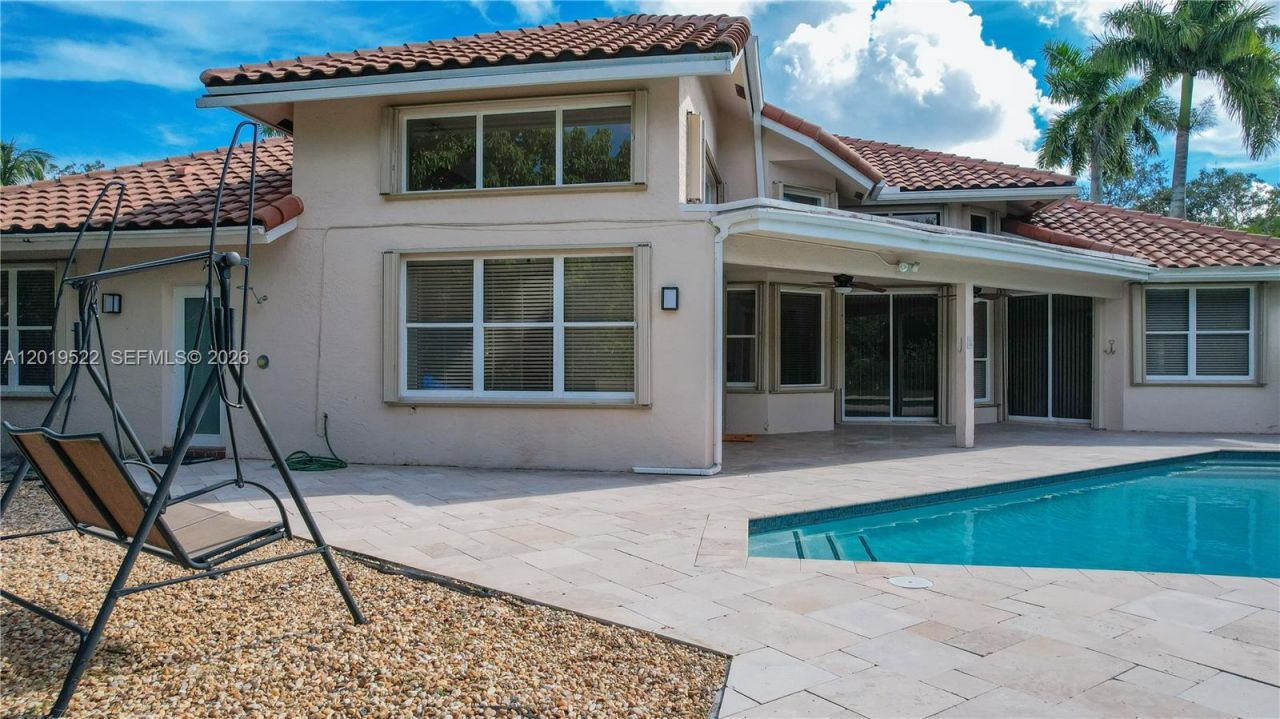 1256 S Manor Dr S , Weston, FL 33326 Photo