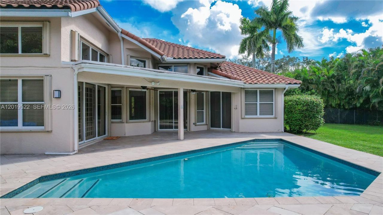 1256 S Manor Dr S , Weston, FL 33326 Photo