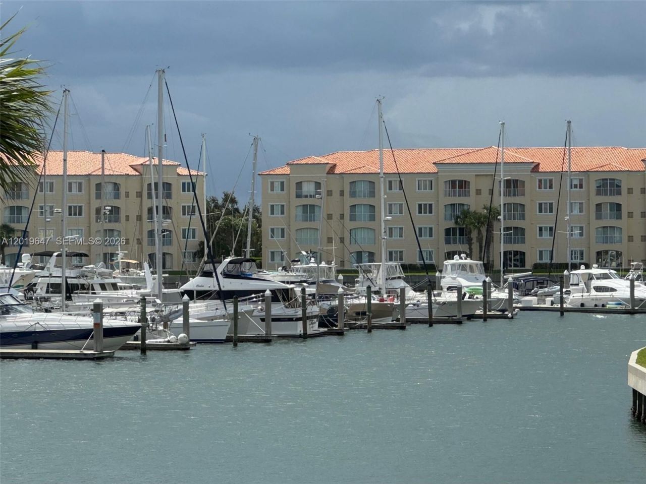 19 W Harbour Isle Dr W , Unit 103, Fort Pierce, FL 34949 Photo