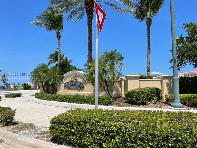19 W Harbour Isle Dr W , Unit 201, Fort Pierce, FL 34949 Photo