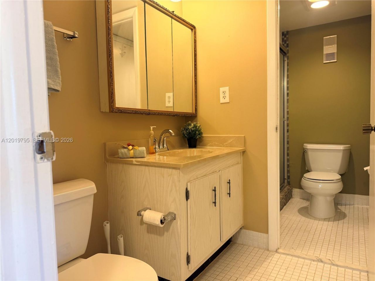 1100 Saint Charles Pl, Unit 620, Pembroke Pines, FL 33026 Photo