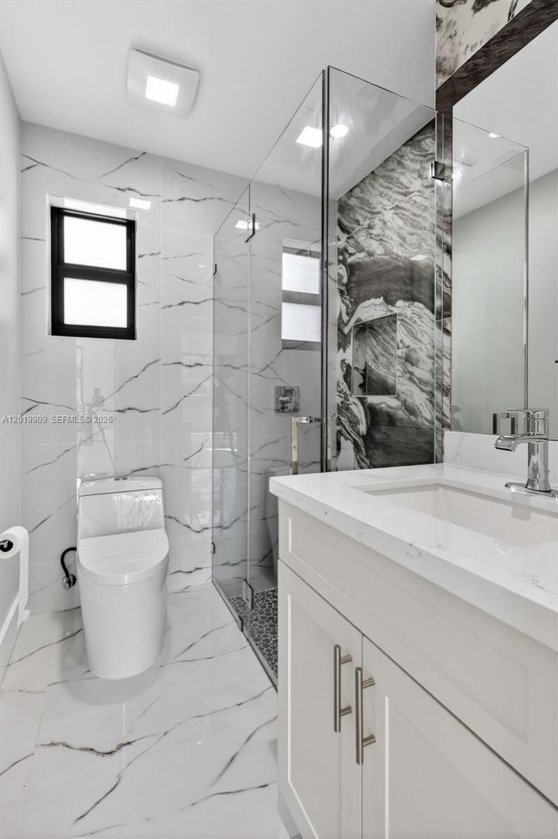 53 NW 68th St , Miami, FL 33150 Photo