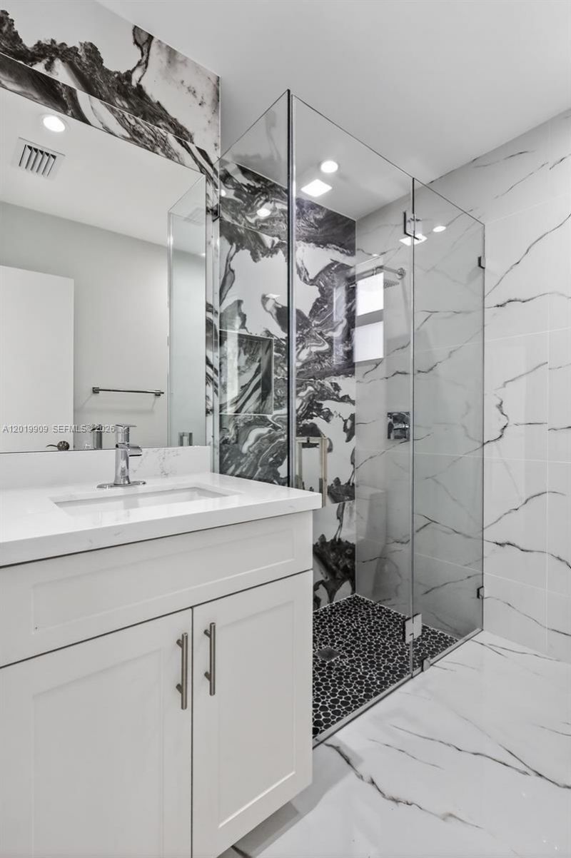 53 NW 68th St , Miami, FL 33150 Photo