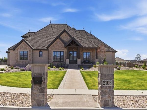 2103 N 3430 W, Clinton, UT 84015
