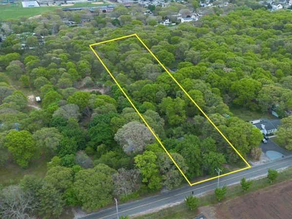 203 N Washington Avenue , Centereach, NY 11720