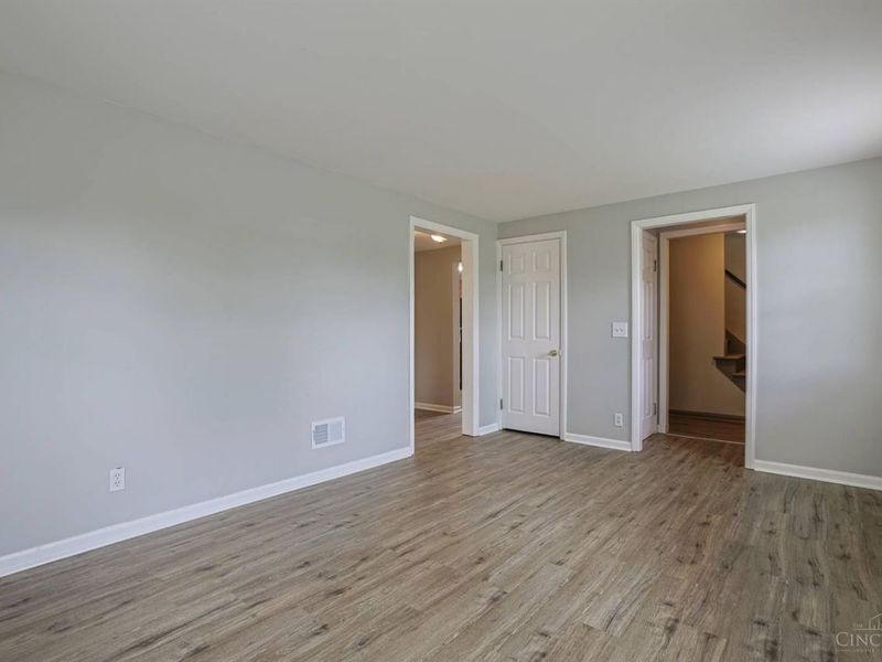 6800 Cheviot Road, Cincinnati, OH 45247 Photo 8