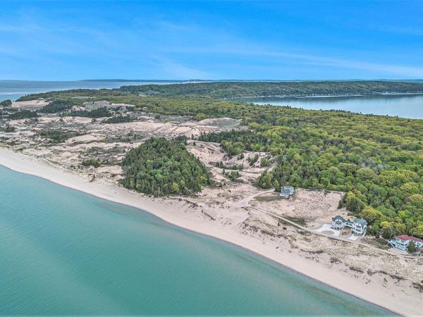 Sylvan Road, Frankfort, MI 49635