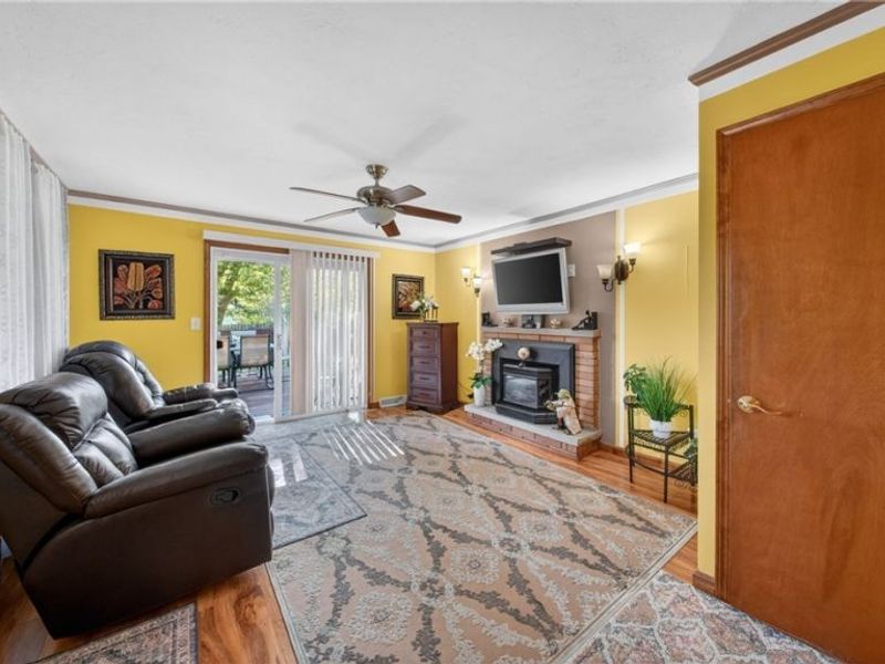 6649 Maplehurst Road, North Olmsted, OH 44070 Photo 22