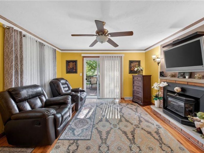 6649 Maplehurst Road, North Olmsted, OH 44070 Photo 23