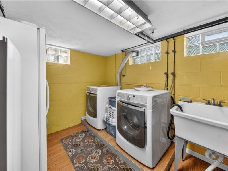 6649 Maplehurst Road, North Olmsted, OH 44070 Photo 33