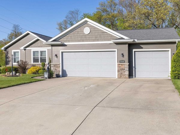 53560 Baltimore Oriole Drive, Bristol, IN 46507