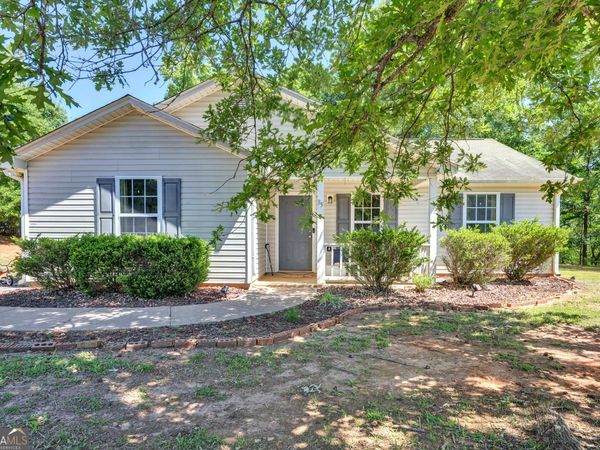 95 Hunters Trace, Covington, GA 30014