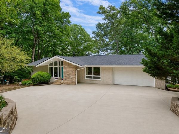 5950 Truman Mountain Road, Gainesville, GA 30506