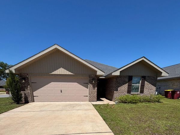 232 Baycliff Drive, Crestview, FL 32536